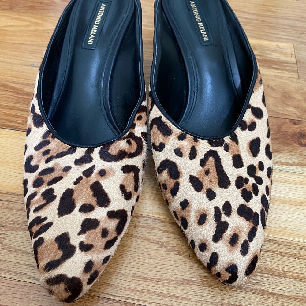 Leopard mules
